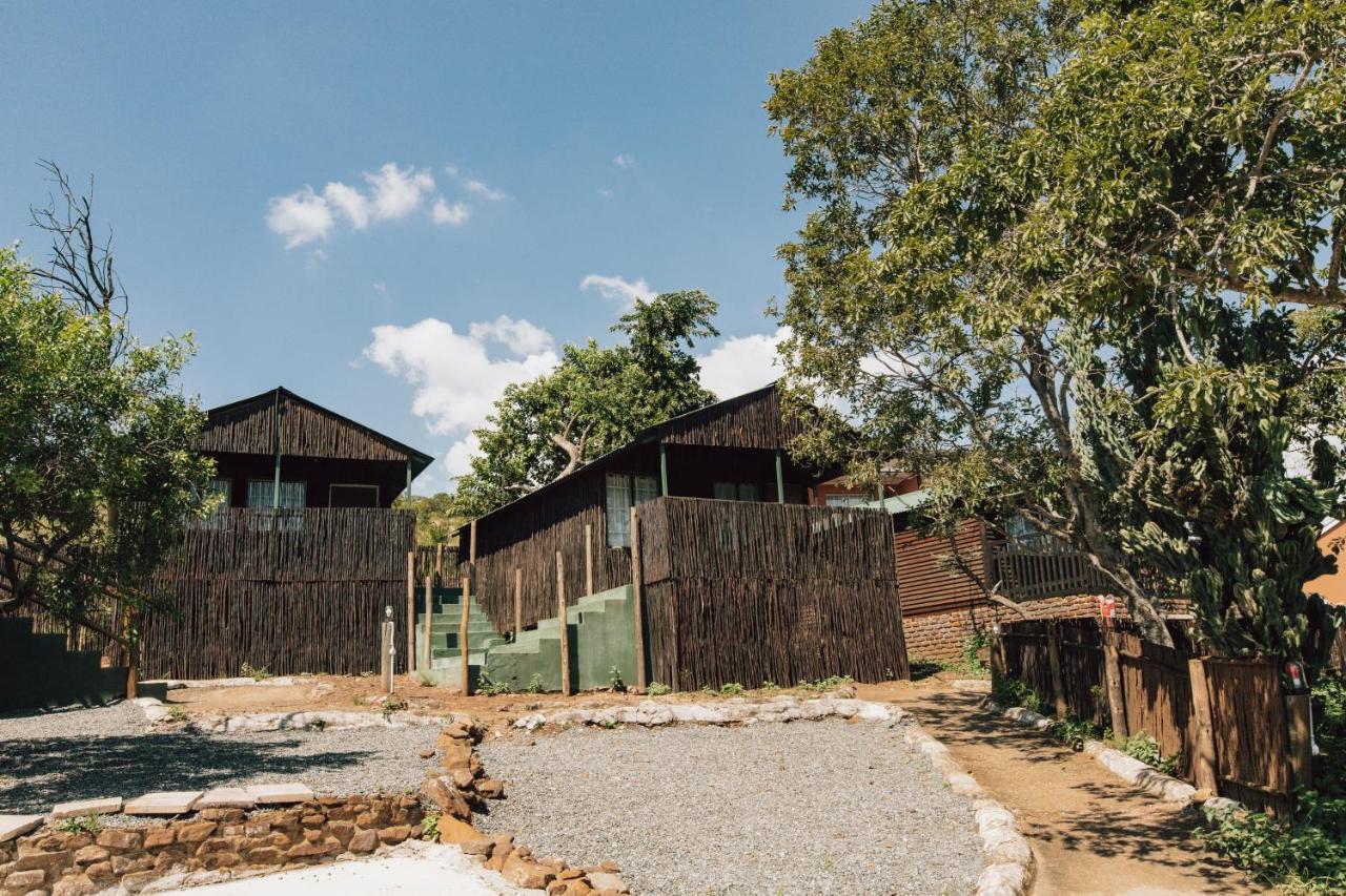 Pecan Bush Lodge Magaliesburg Exterior photo