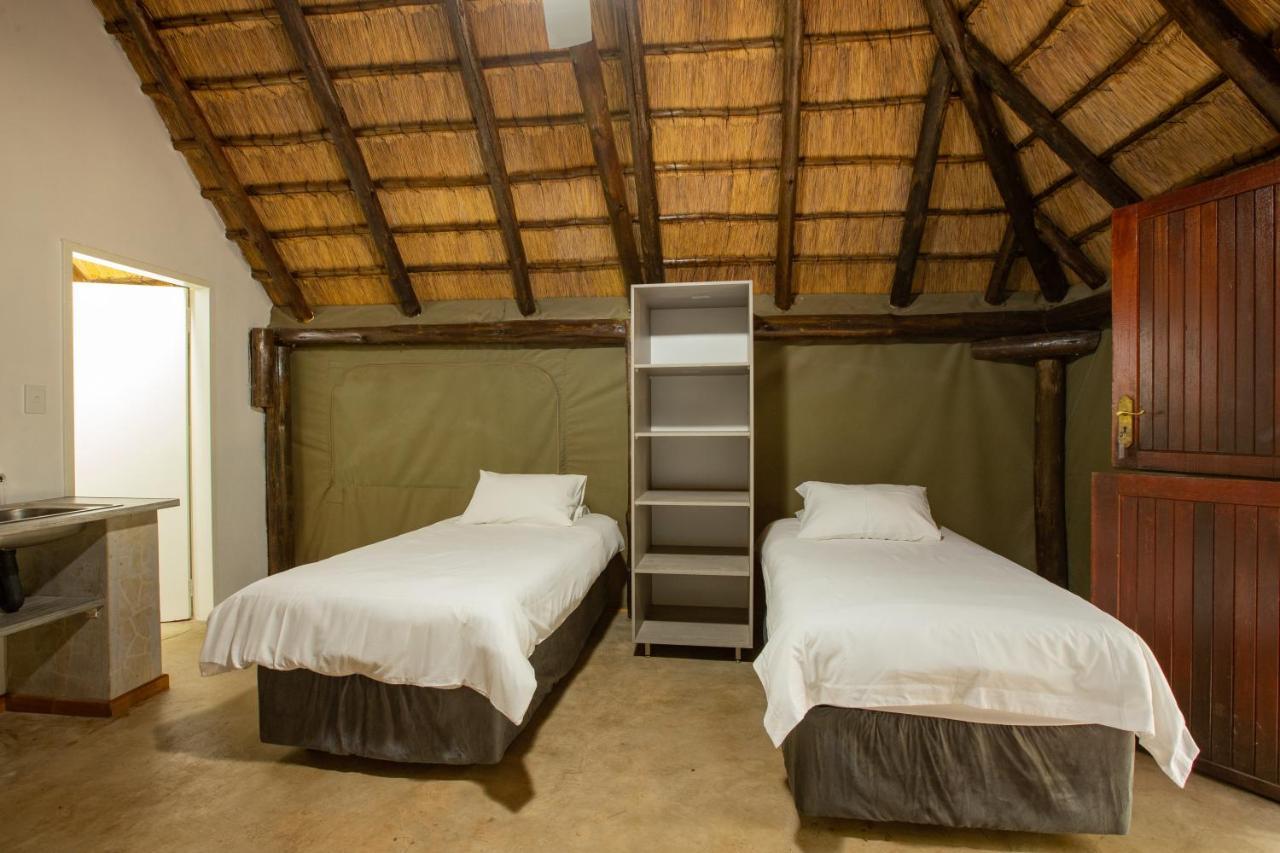 Pecan Bush Lodge Magaliesburg Exterior photo