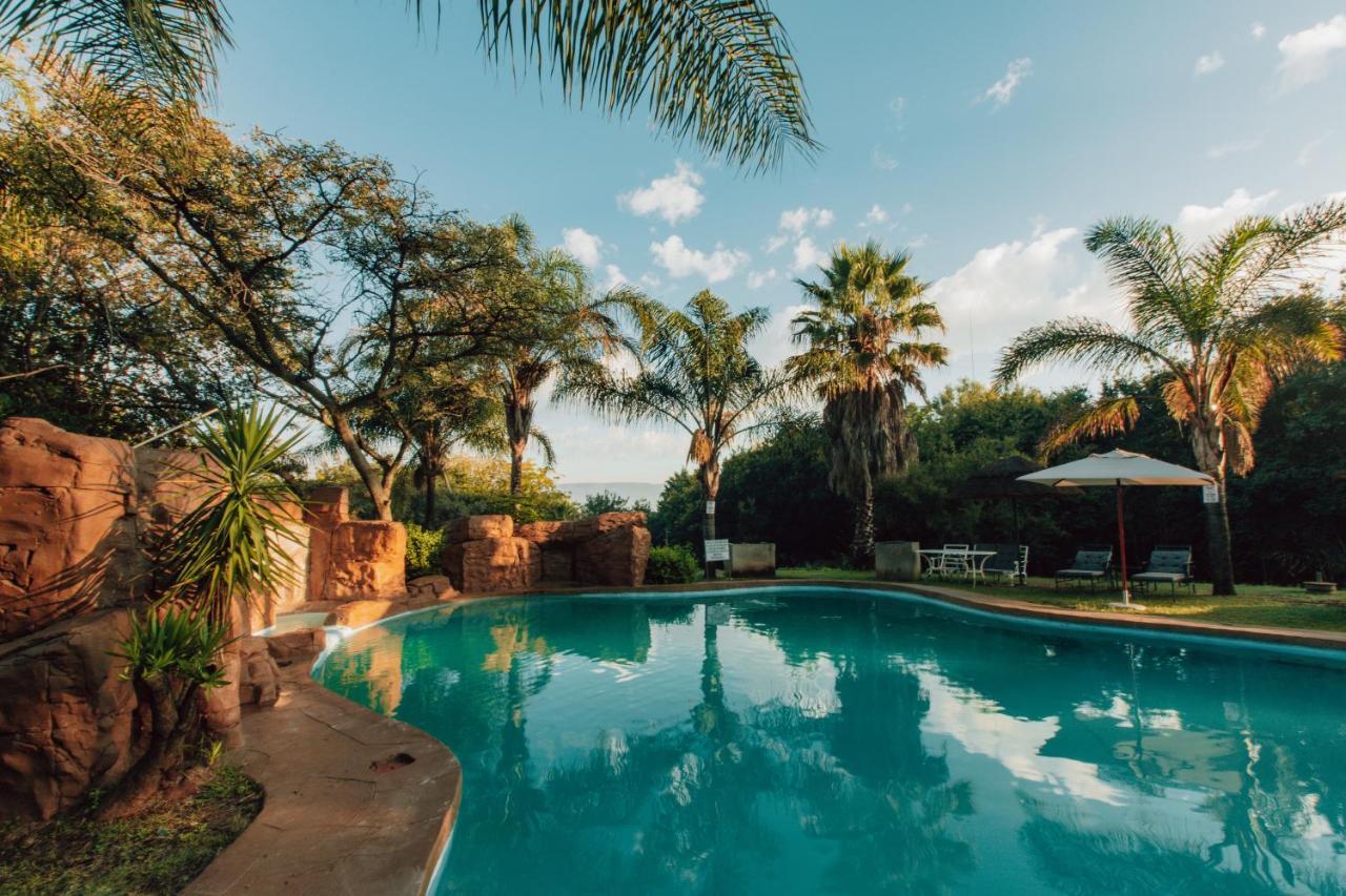 Pecan Bush Lodge Magaliesburg Exterior photo